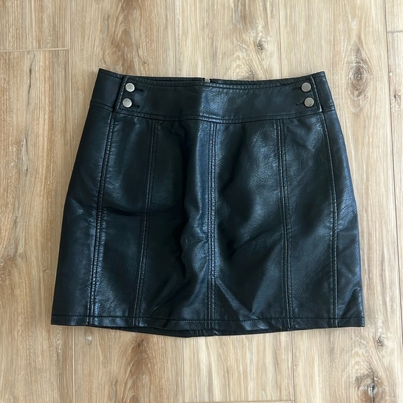 Free people leather skirt - Picture 1 of 3